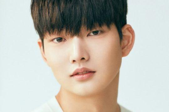 9 Potret Yoon Jong Bin, Anak SMA di KDrama Do do sol sol la la sol!