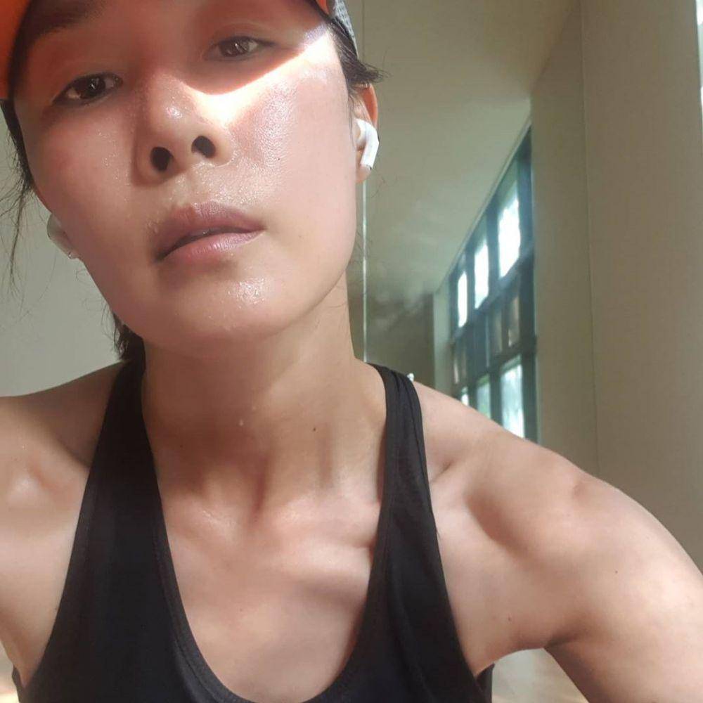 Instagram.com/jeonghee_moon