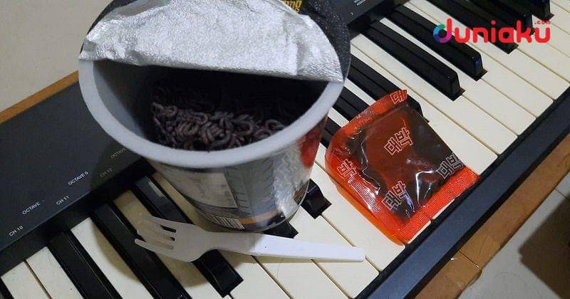 Konten Mamee Ghost Pepper Spicy Chicken Noodle. duniaku.com/Adhitya Daniel