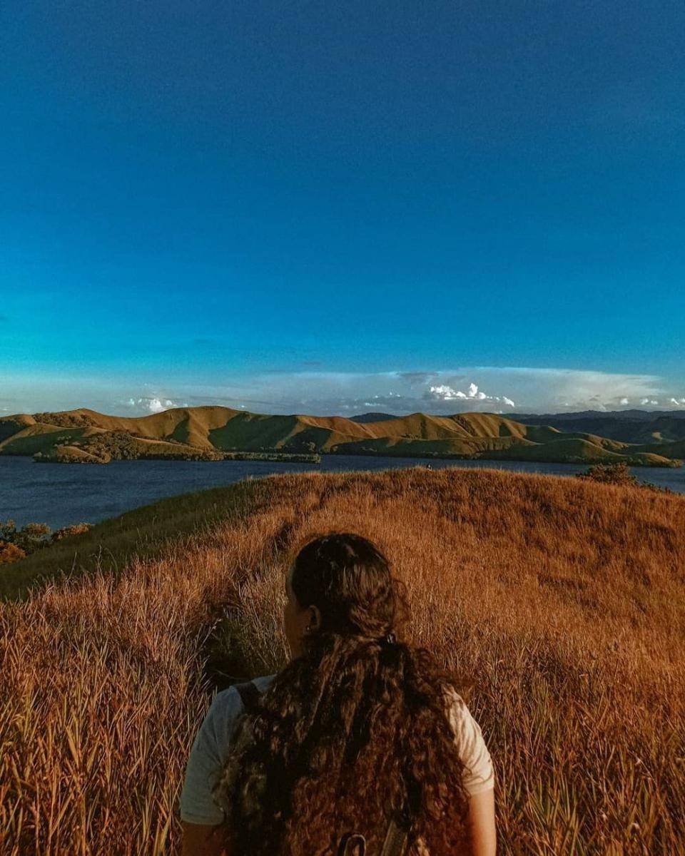 instagram.com/anggitha.gracia