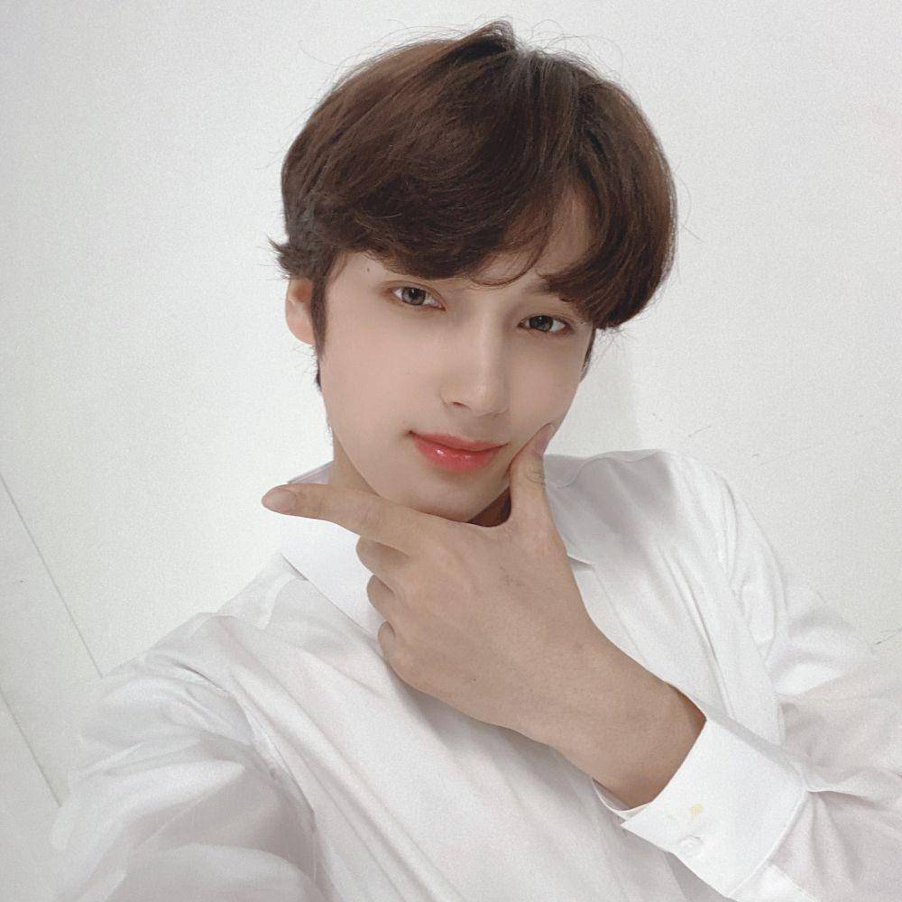 twitter.com/TXT_members