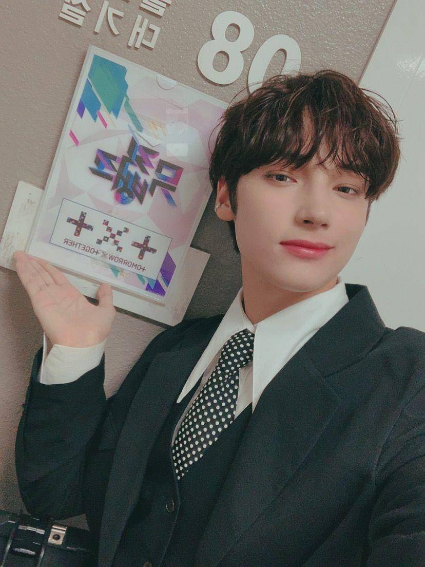 twitter.com/TXT_members