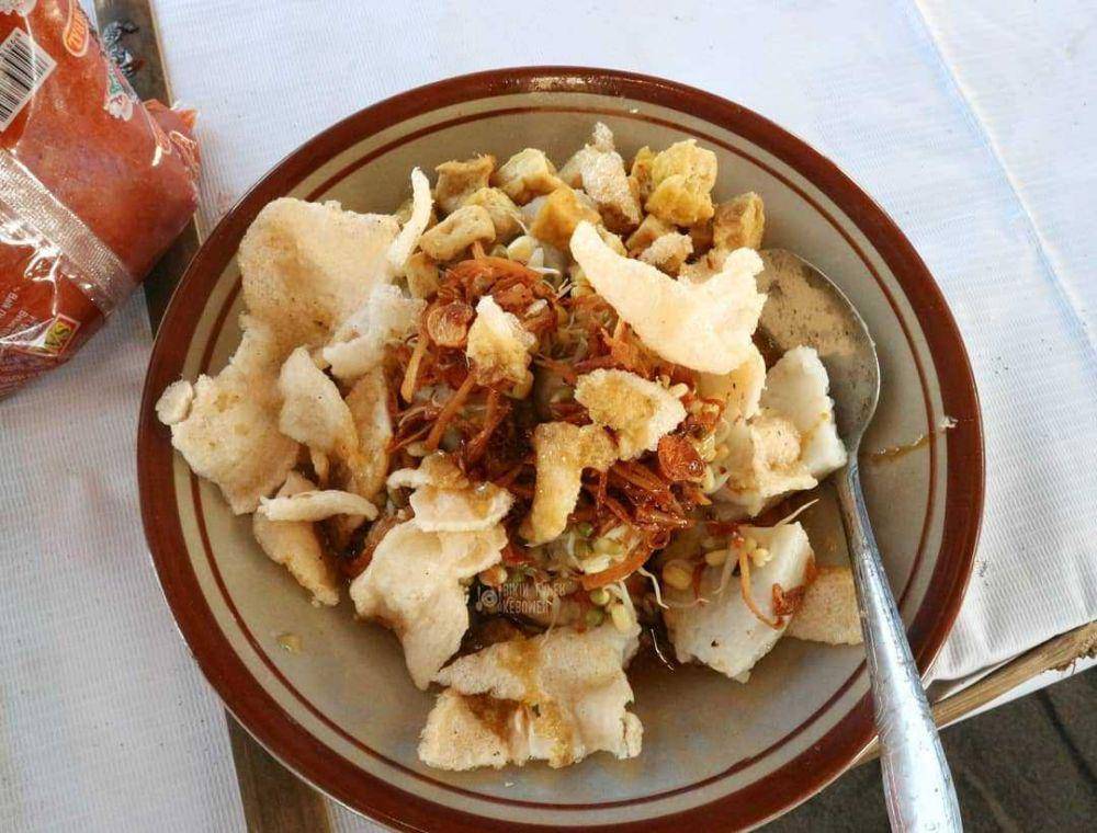 kupat tahu ambal (instagram.com/kebumenbikinlaper)