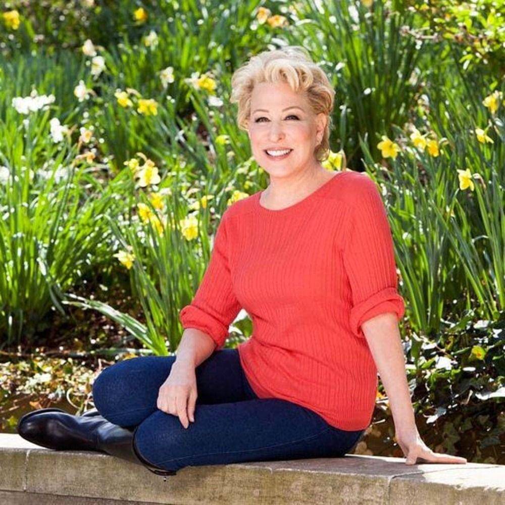 instagram.com/bettemidler