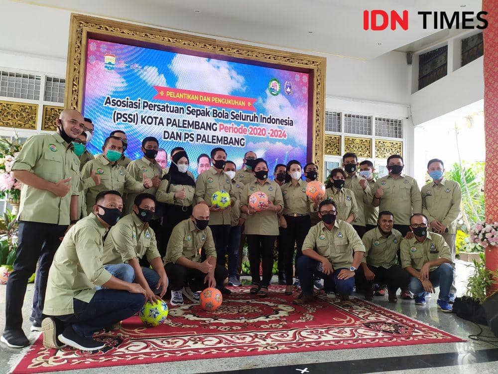 Pelantikan pengurus PSSI Kota Palembang (IDN Times/Feny Maulia Agustin)