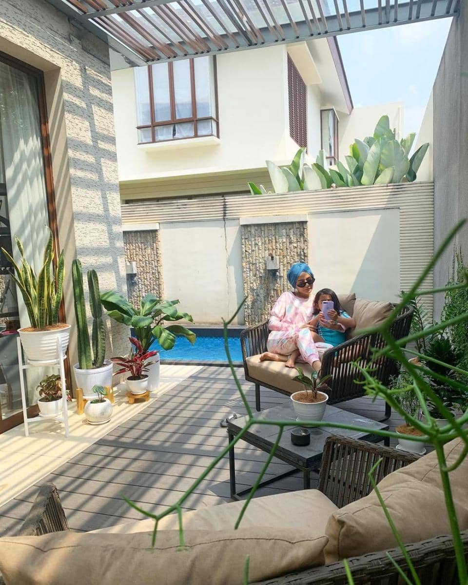 Instagram.com/meisya__siregar