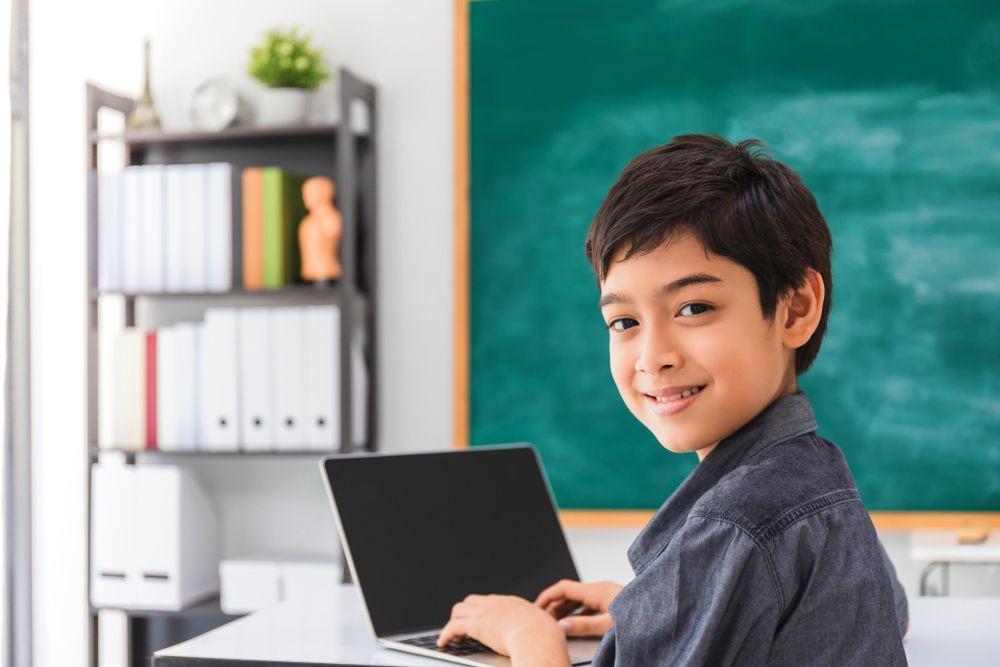 Ini 5 'Ritual' Pagi Anak Sebelum Mereka Sekolah Online di Rumah