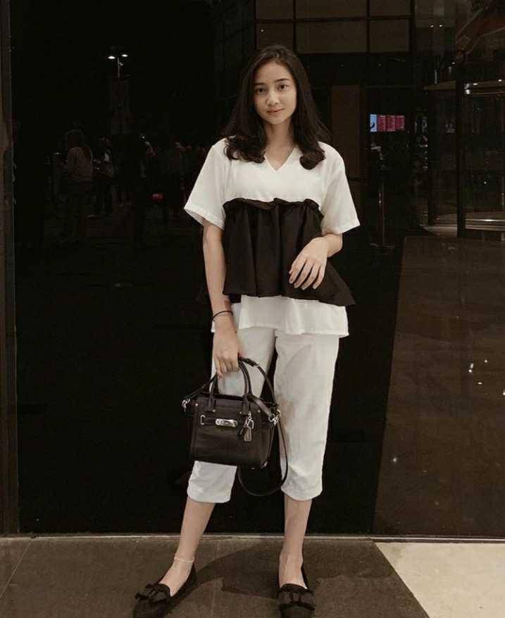 instagram.com/ansellmaputri