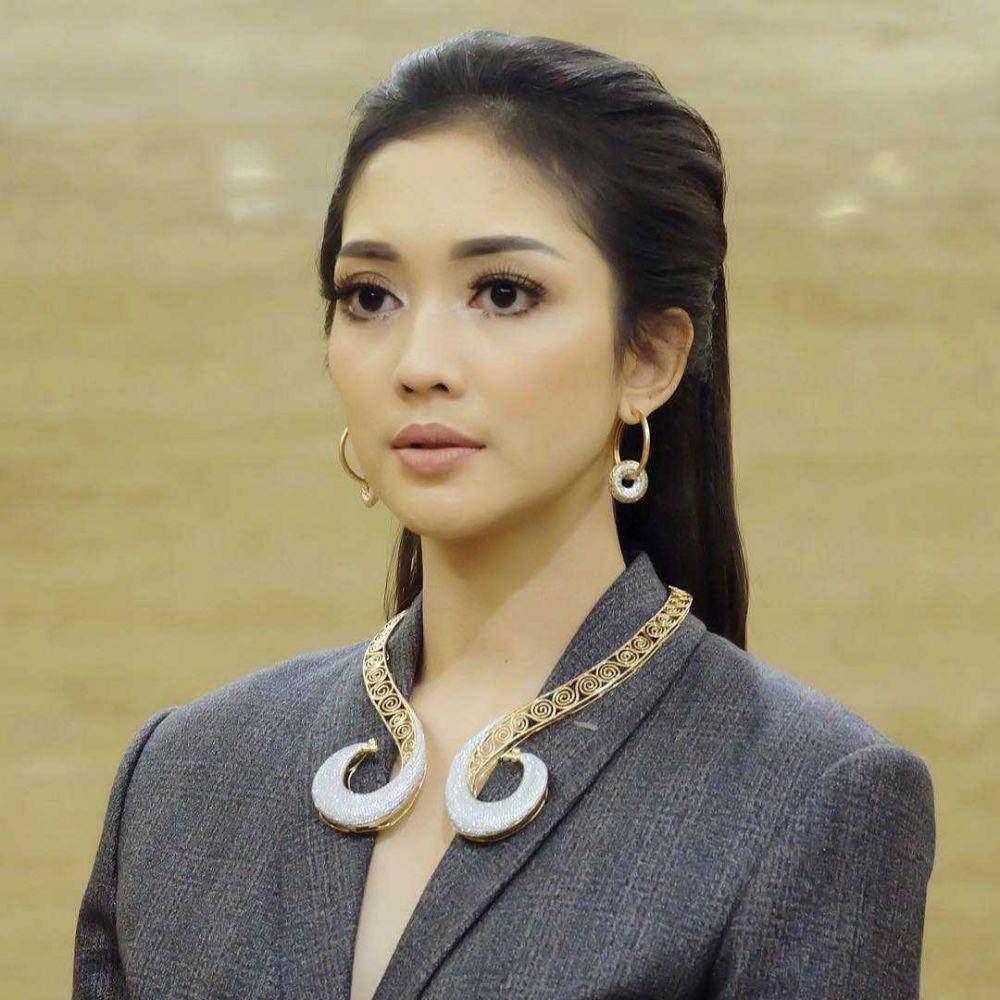 Instagram.com/ririndwiariyanti