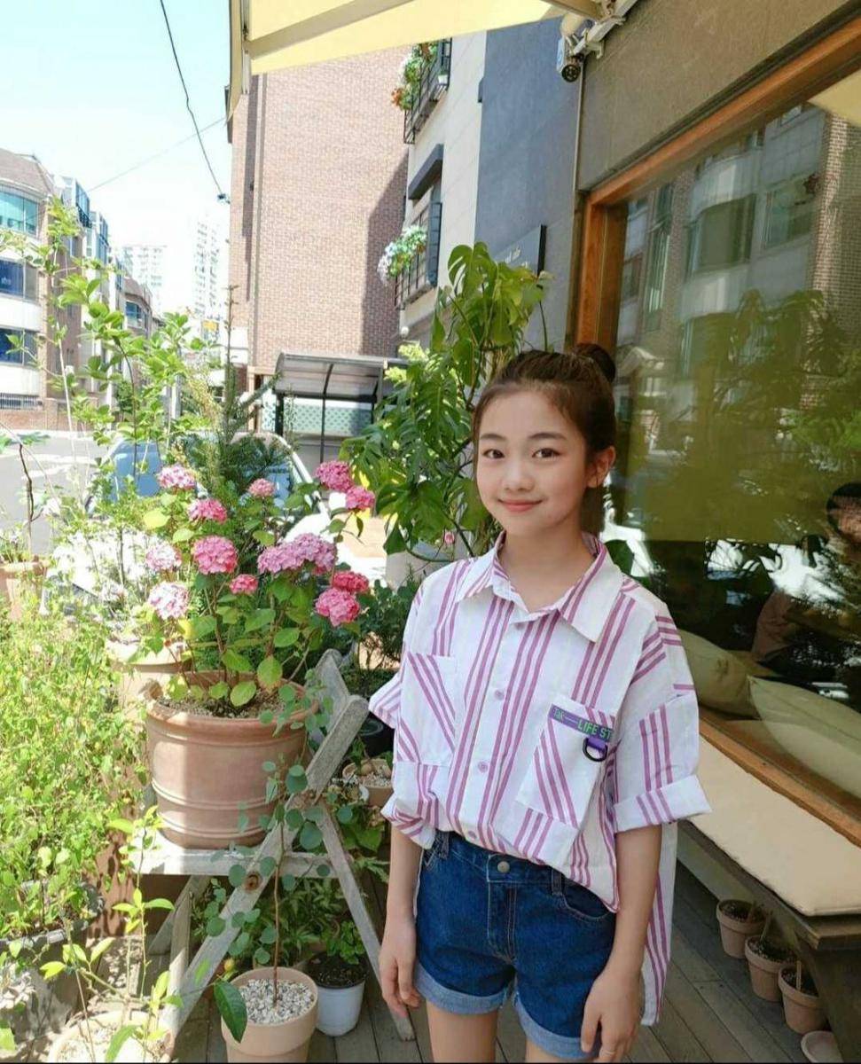 Instagram.com/awesomehaeun