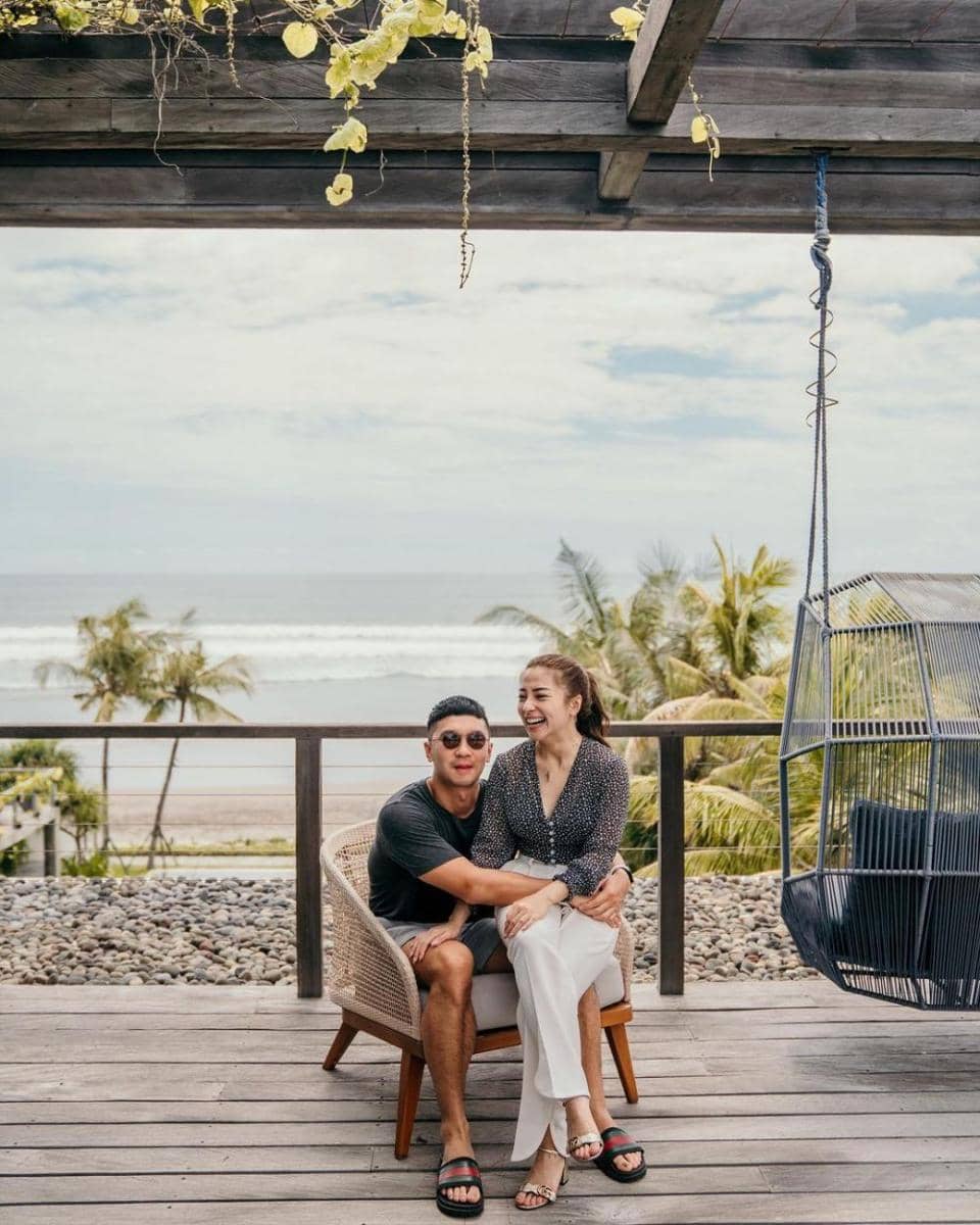 10 Momen Romantis Mini Honeymoon Mewah Nikita Willy dan Indra Priawan