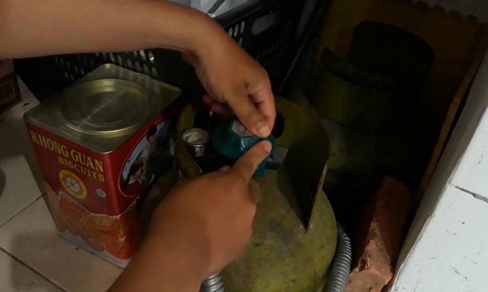 YouTube/Pak Ade Family