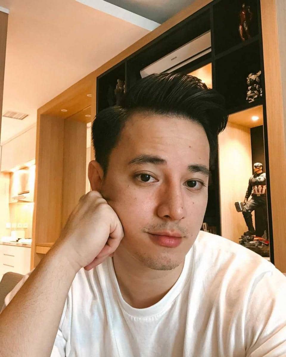 instagram.com/billydavidson_
