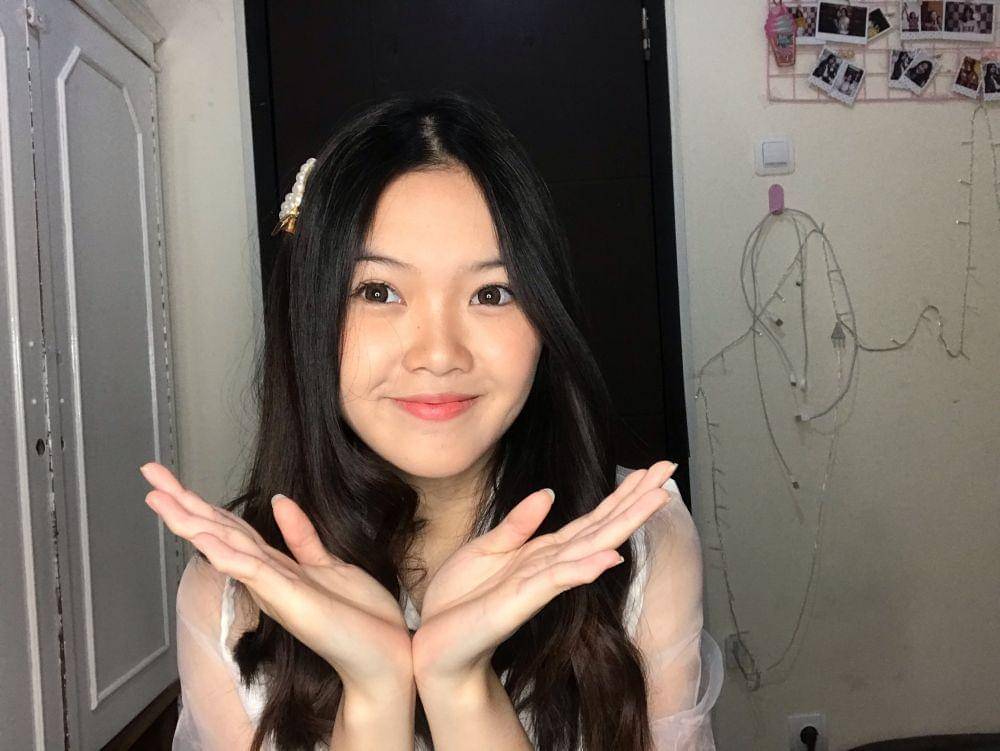 twitter.com/Julie_JKT48