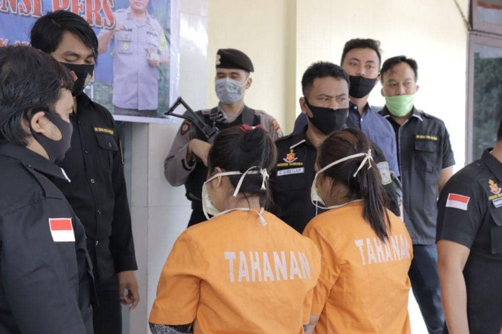 Suami Menganggur, Istri Hamil Terciduk Bawa 3,1 Kg Ganja