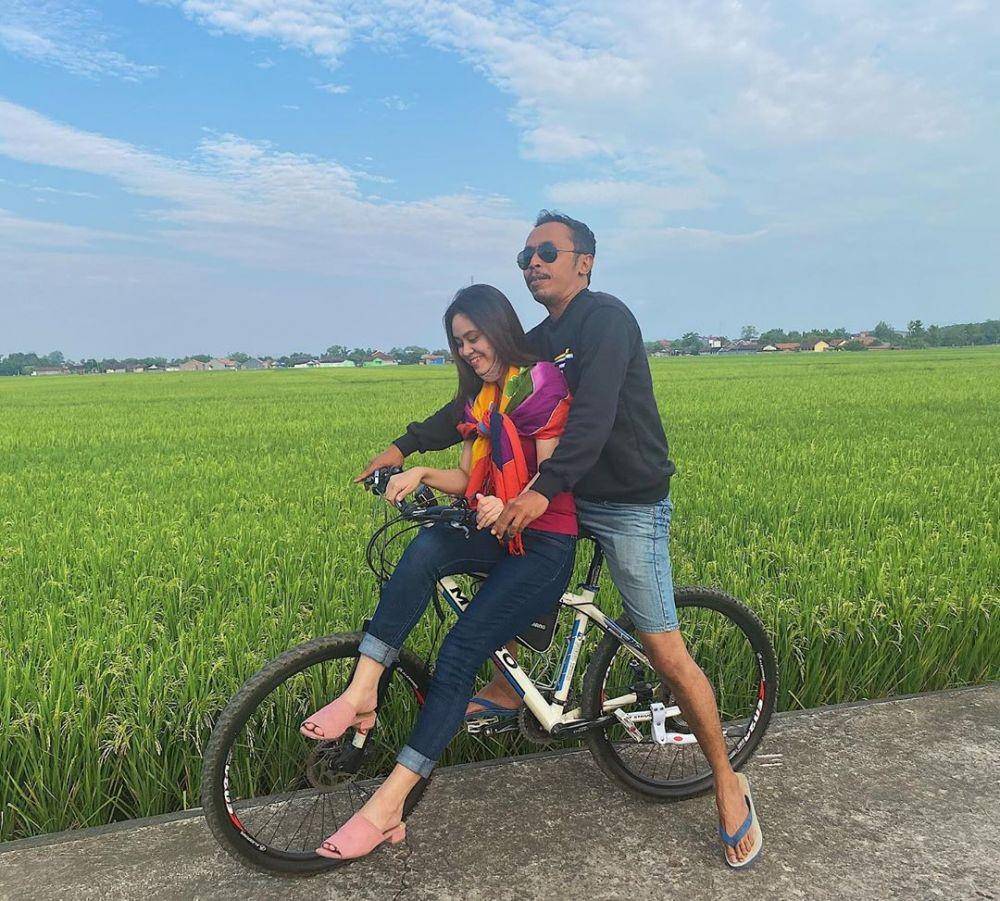 instagram.com/dwindaratna