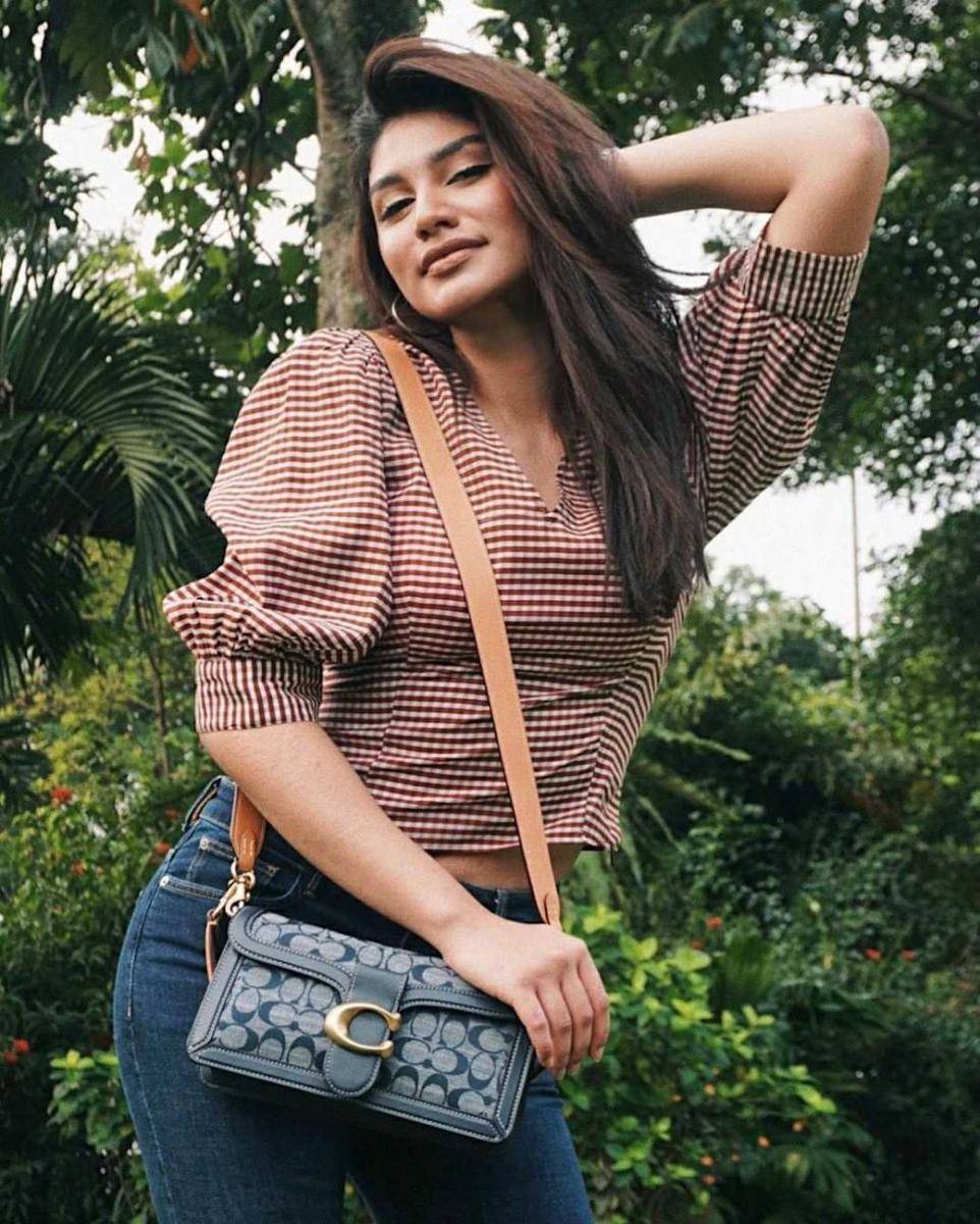 instagram.com/jihanealmira