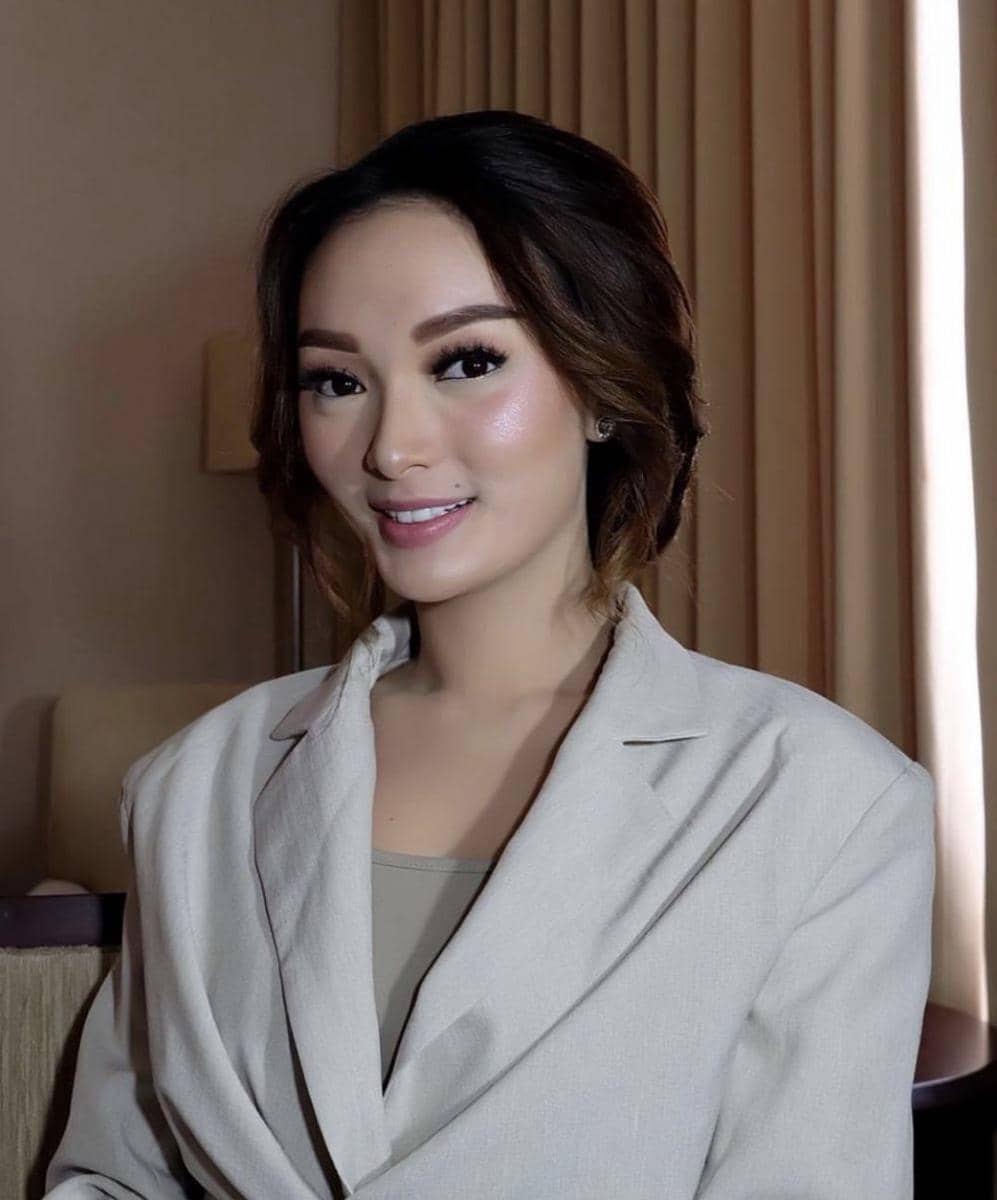 instagram.com/zaskia_gotix