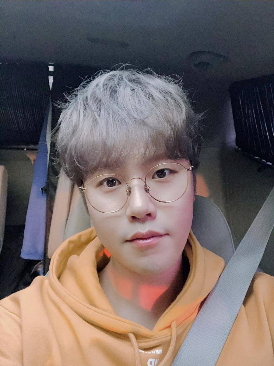 twitter.com/thehyun11