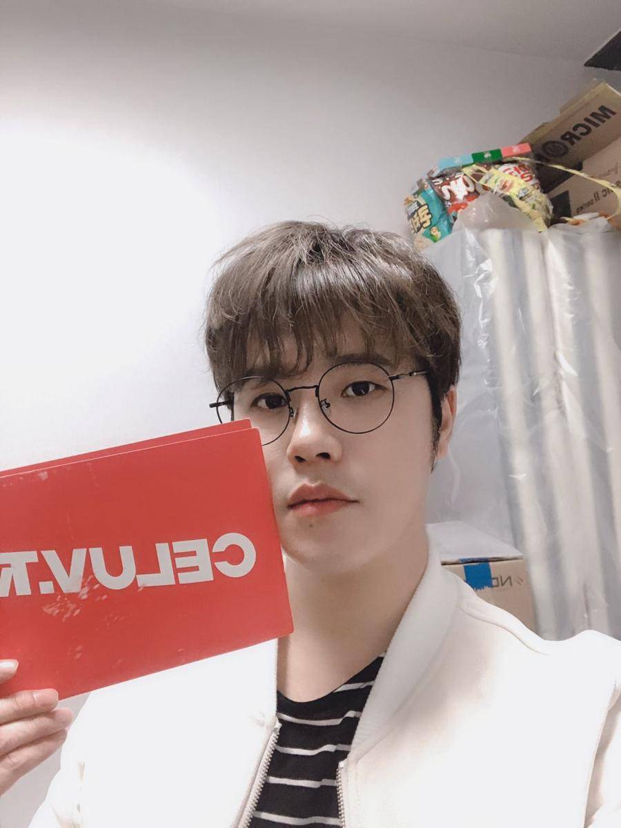 twitter.com/thehyun11