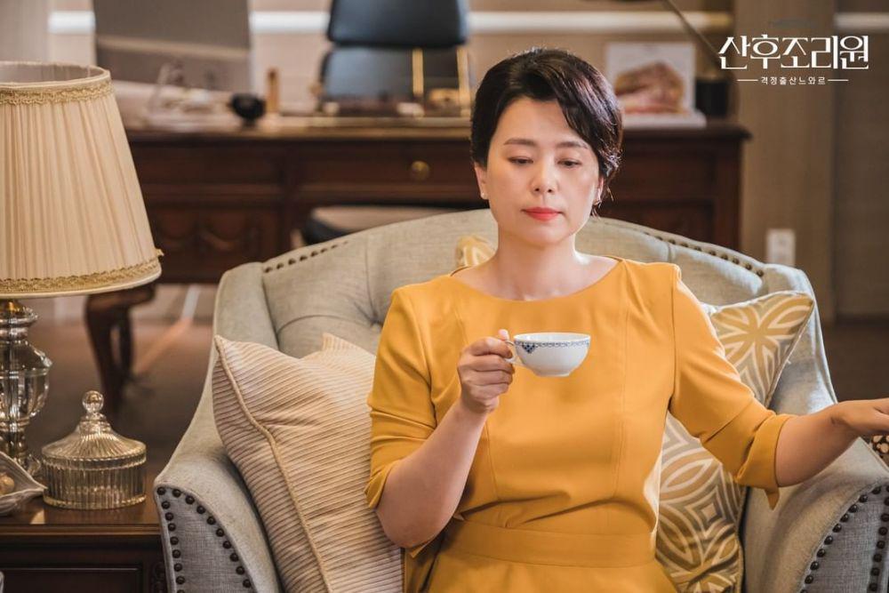 10 Potret Jang Hye Jin, Kepala Pemandu di KDrama 'Birthcare Center'