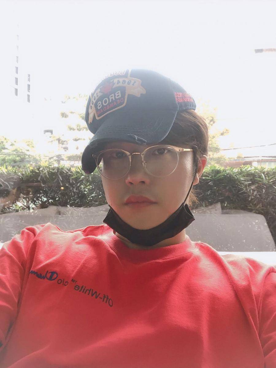 twitter.com/thehyun11