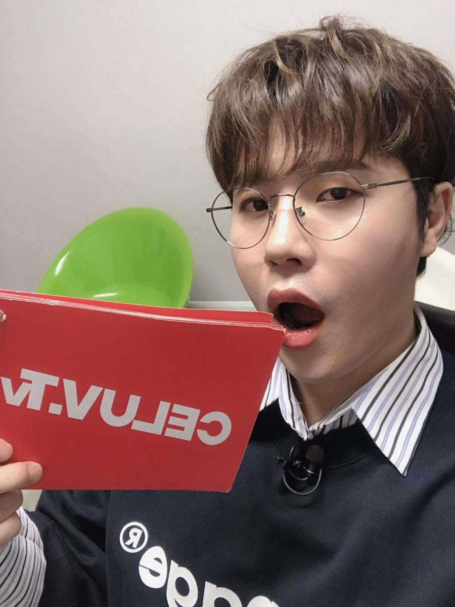 twitter.com/thehyun11