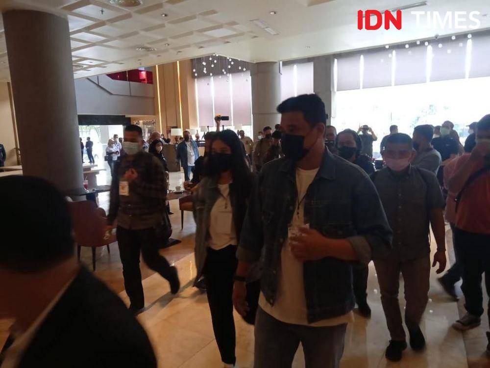 Bobby Nasution dan Kahiyang Ayu (IDN Times/Indah Permata Sari)