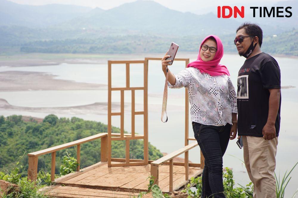 Sore Menakjubkan di Bukit Bollangi Gowa, Disebut Mirip Raja Ampat