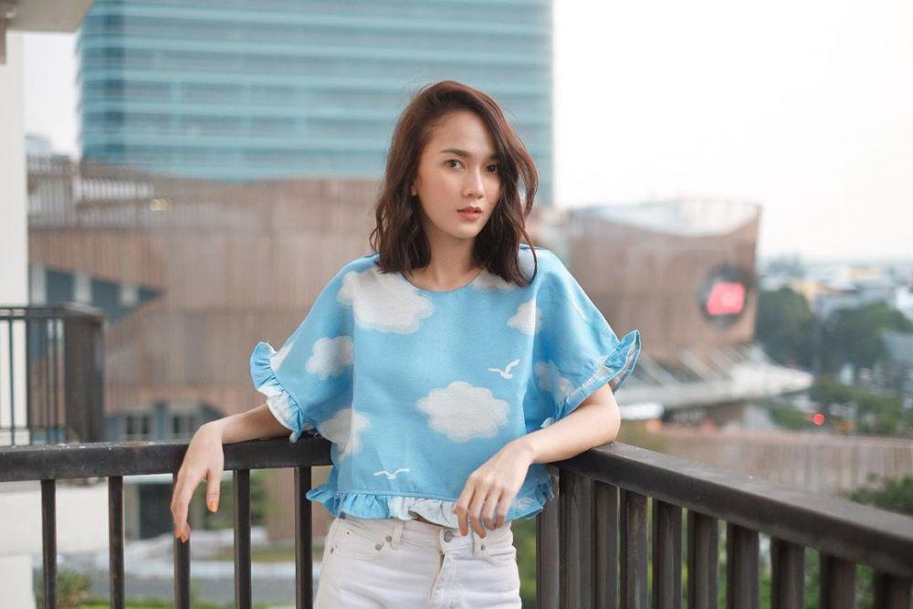 Bak ABG, 11 Potret Leona Agustine yang Semakin Kece di Usia 30 Tahun