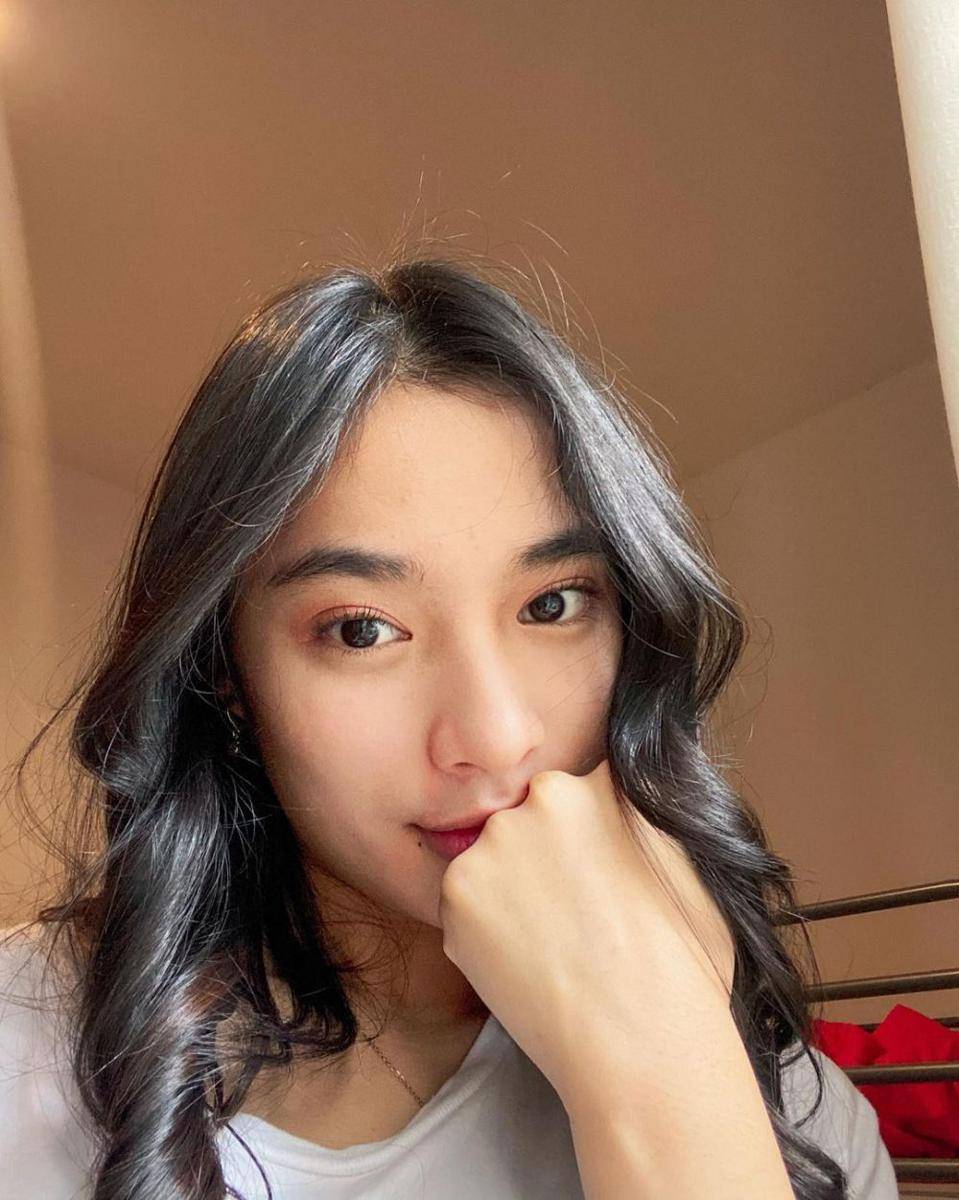 Instagram.com/desitarllyw