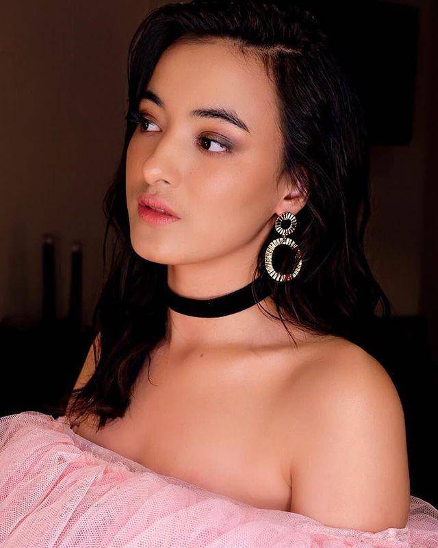 Instagram.com/mawar_eva