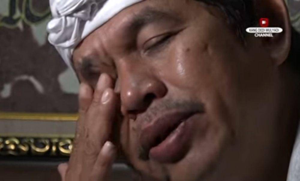 Youtube Dedi Mulyadi/ Dedu menangis dengar kisah Akbar