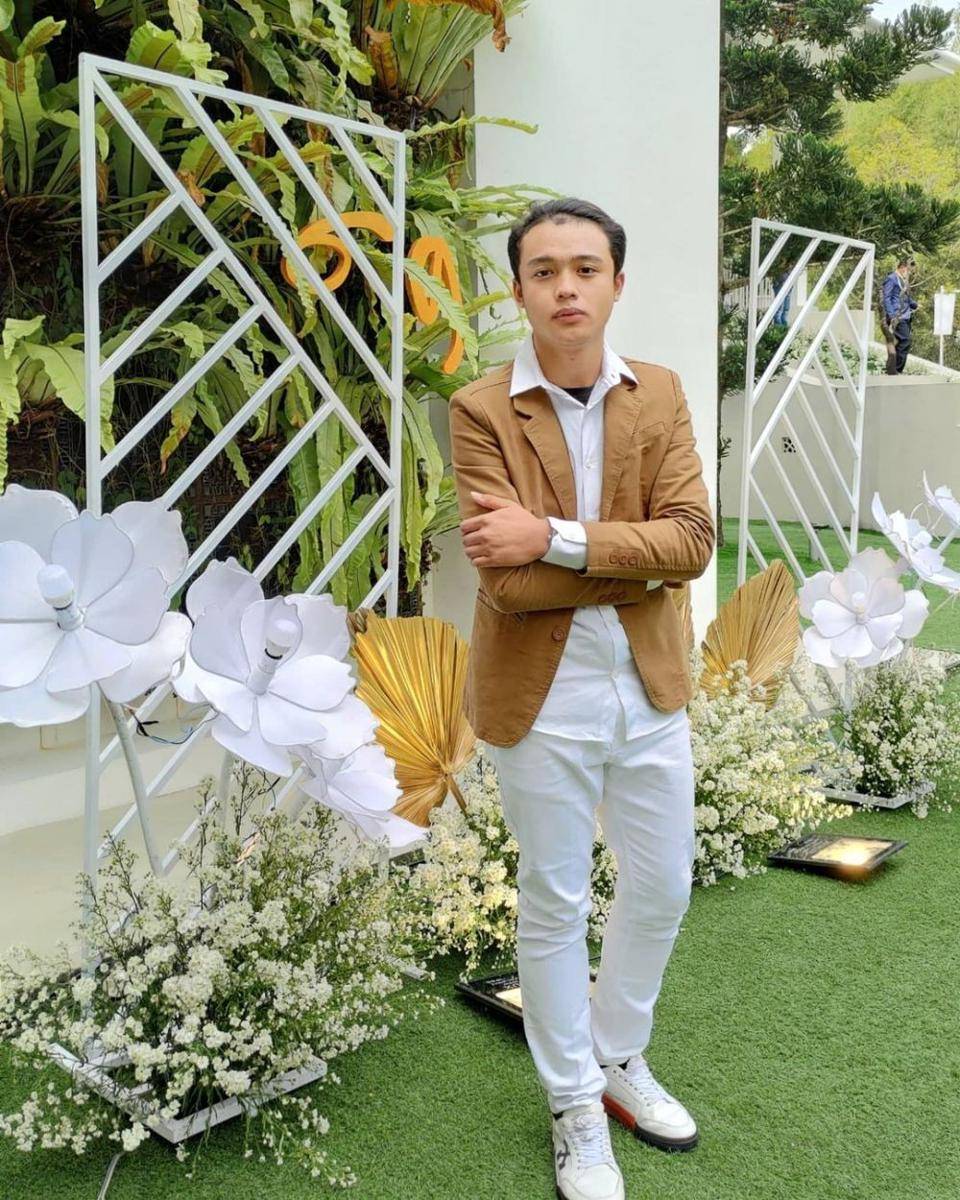 Instagram.com/restuvht