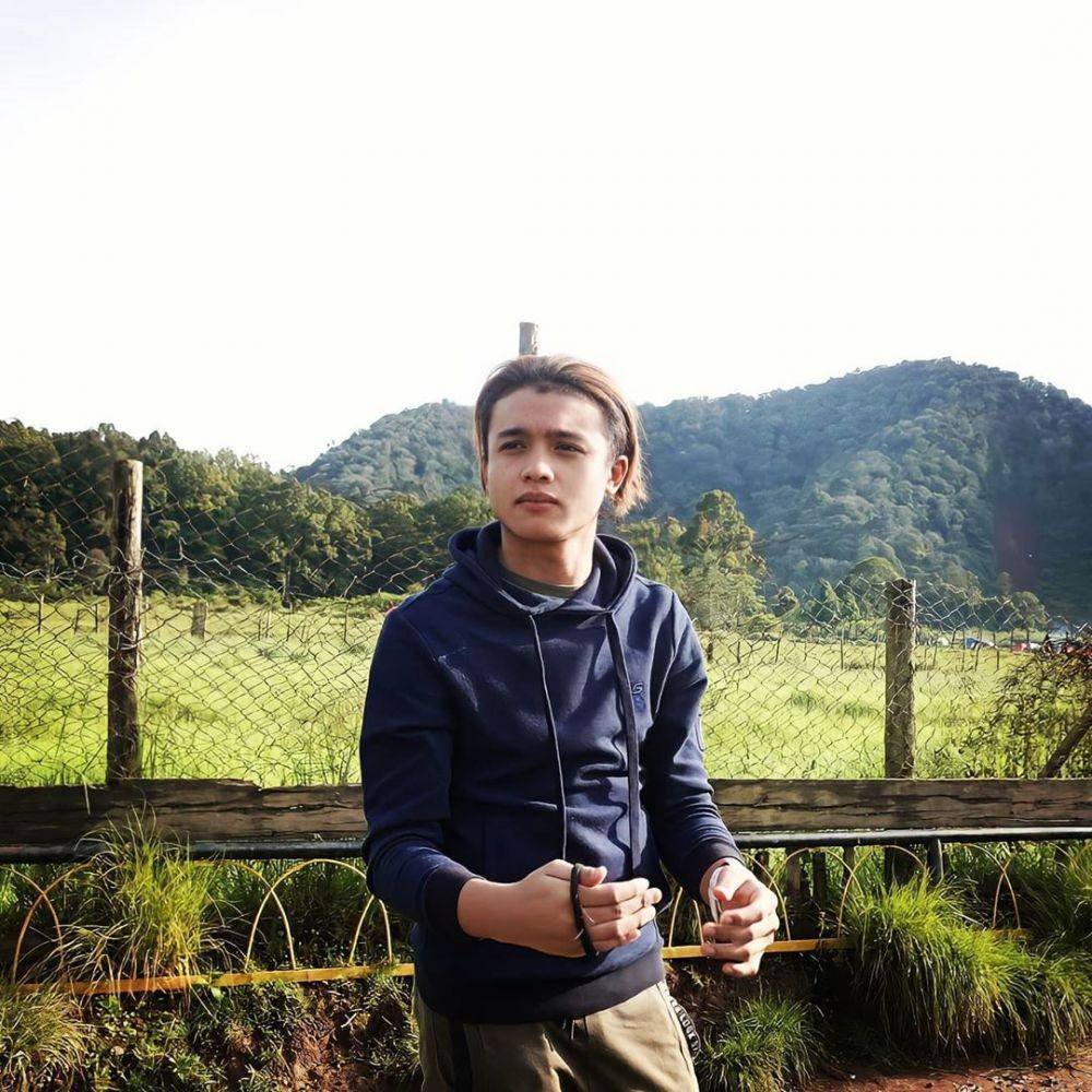 Instagram.com/restuvht