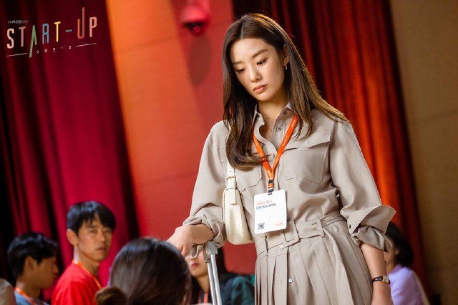 7 KDrama yang Dibintangi Stephanie Lee, Desainer Manis di 'Start-Up'