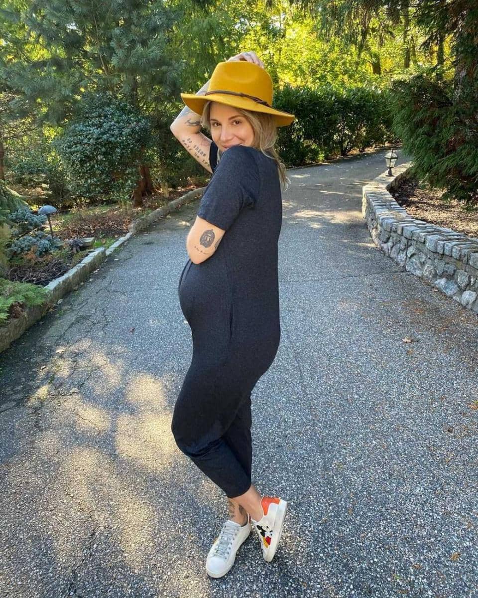 Instagram.com/christinaperri