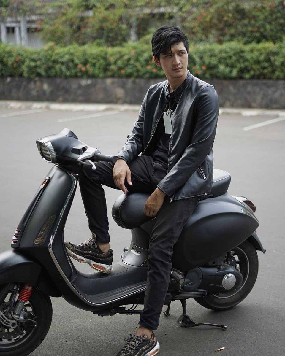 Instagram.com/real_aditya1