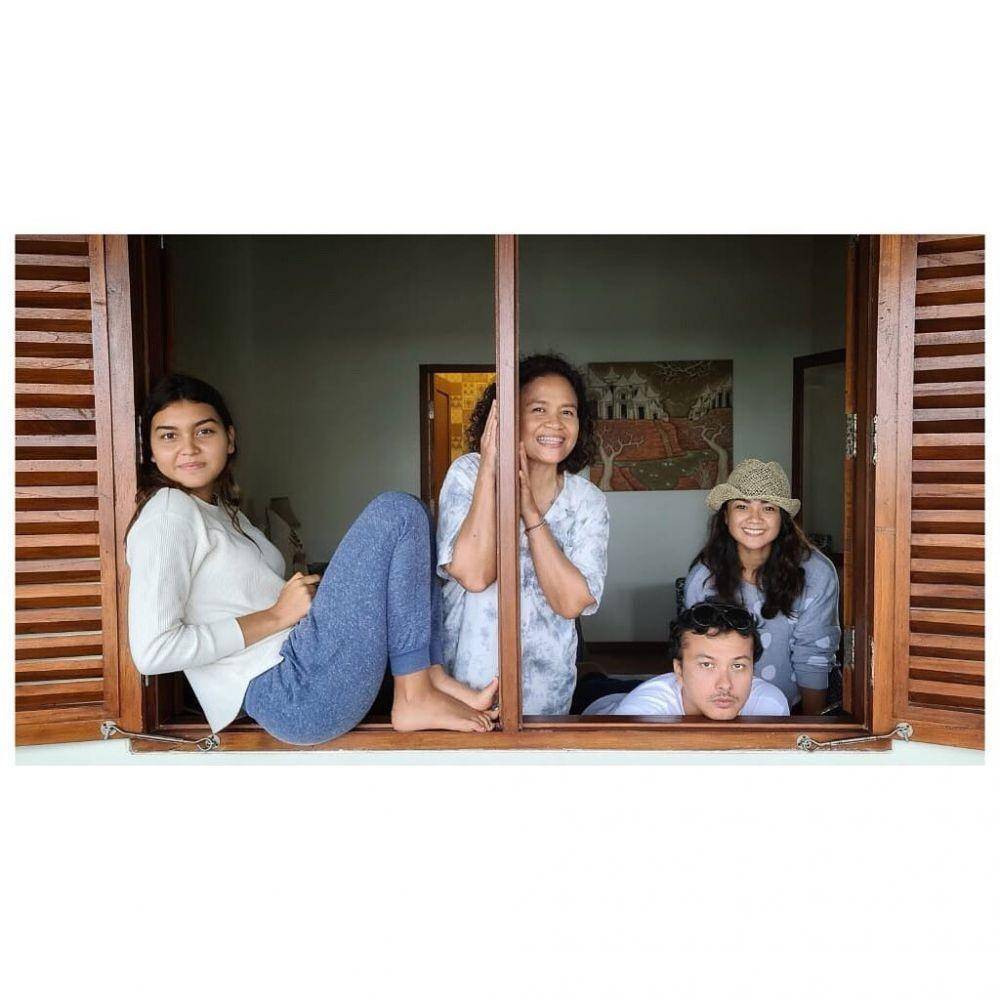 instagram.com/mirles