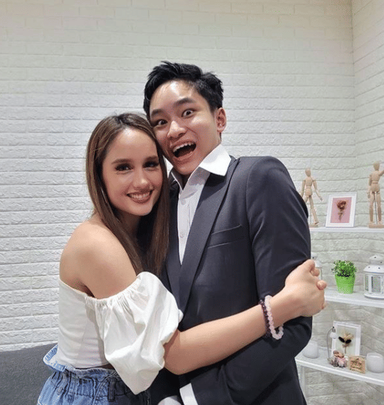 instagram.com/azkacorbuzier