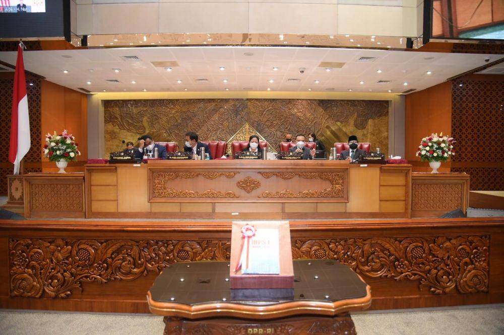 Rapat Paripurna DPR RI, Senin (9/11/2020) (Dok. DPR RI)