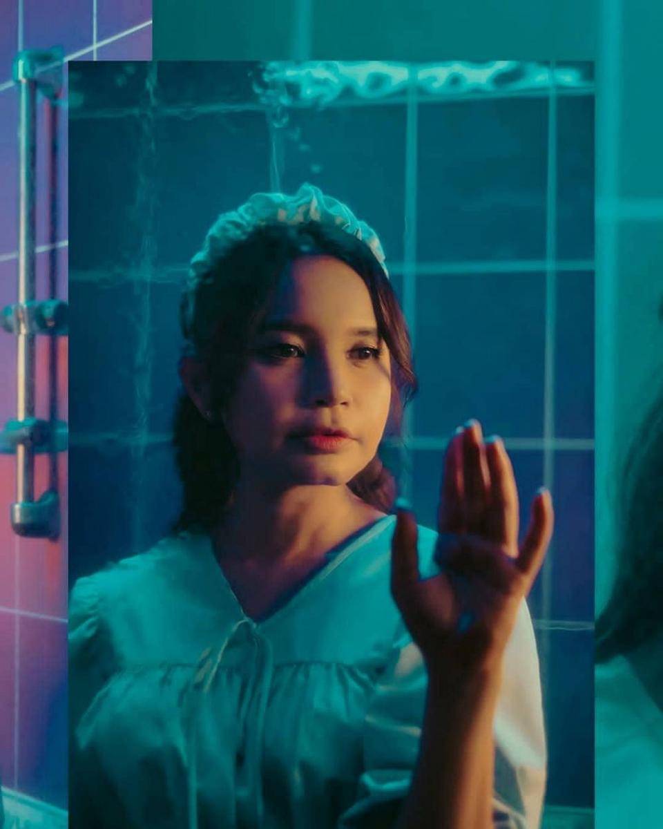 Rossa MV 'Masih' (instagram.com/itsrossa910)