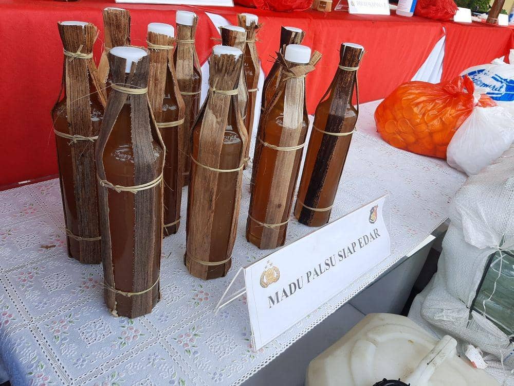 Polisi Ungkap Kasus Madu Palsu Label Ikon Lebak Banten