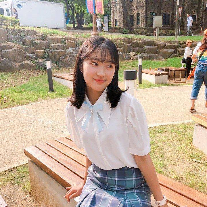 Kim Hye Yoon (instagram.com/hye_yoon1110)