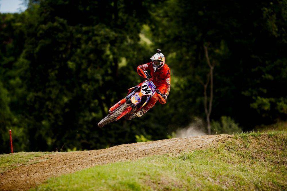 instagram.com/andreadovizioso