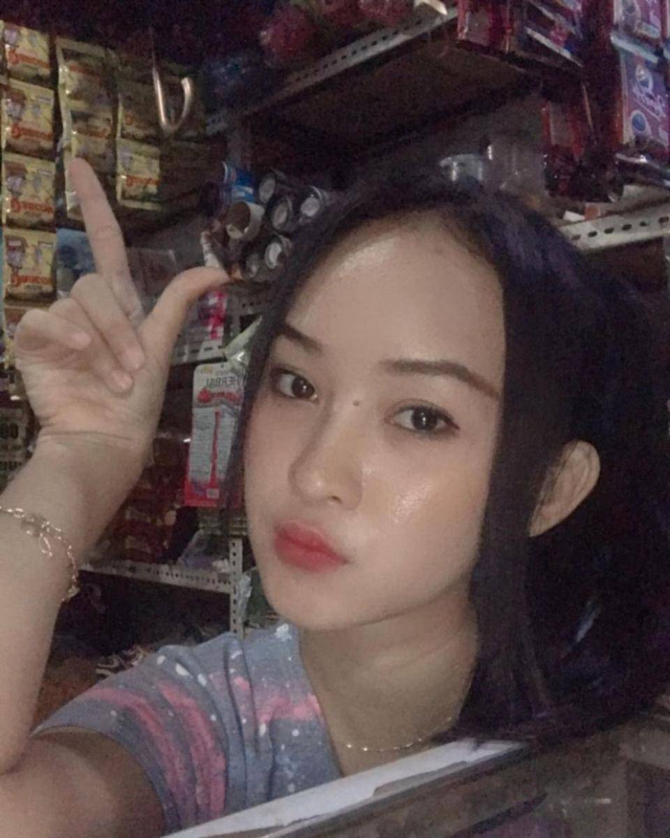 Instagram.com/intanrose_