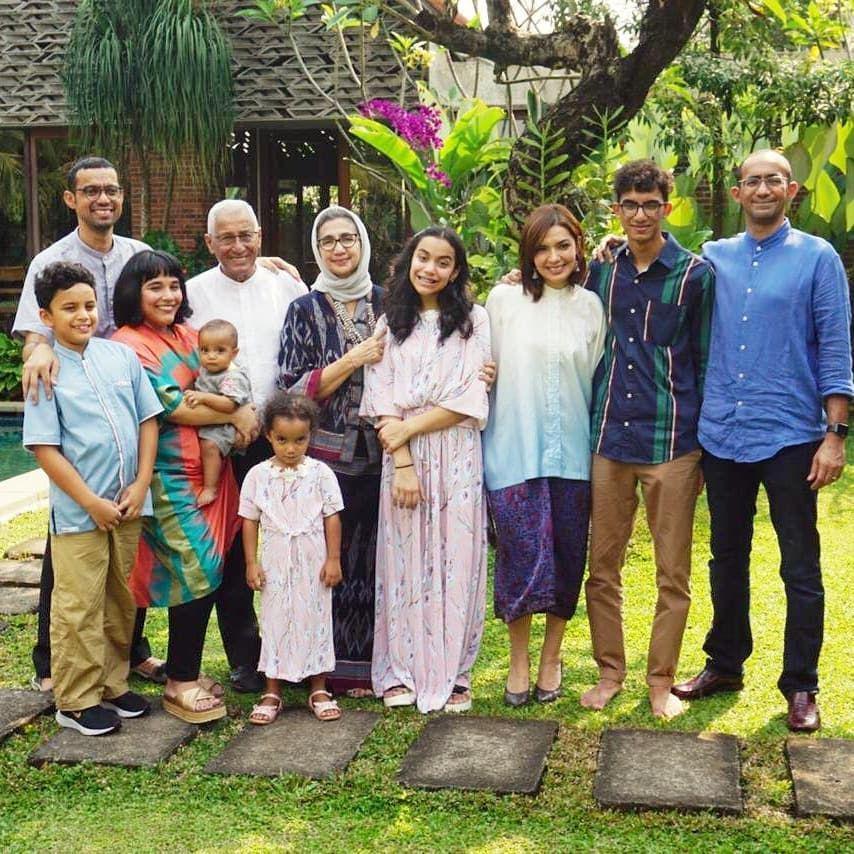 Jarang terekspos, begini 10 potret najwa shihab bareng keluarga
