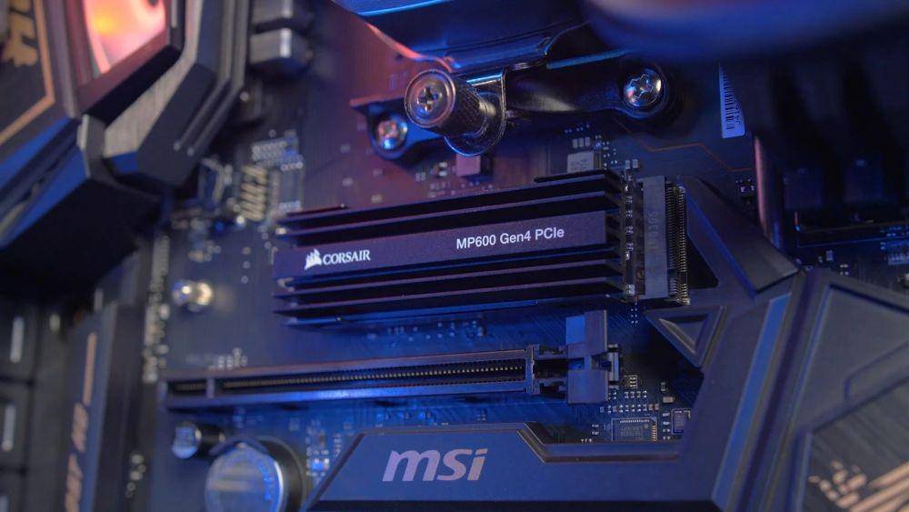 SSD Corsair Force MP600. corsair.com