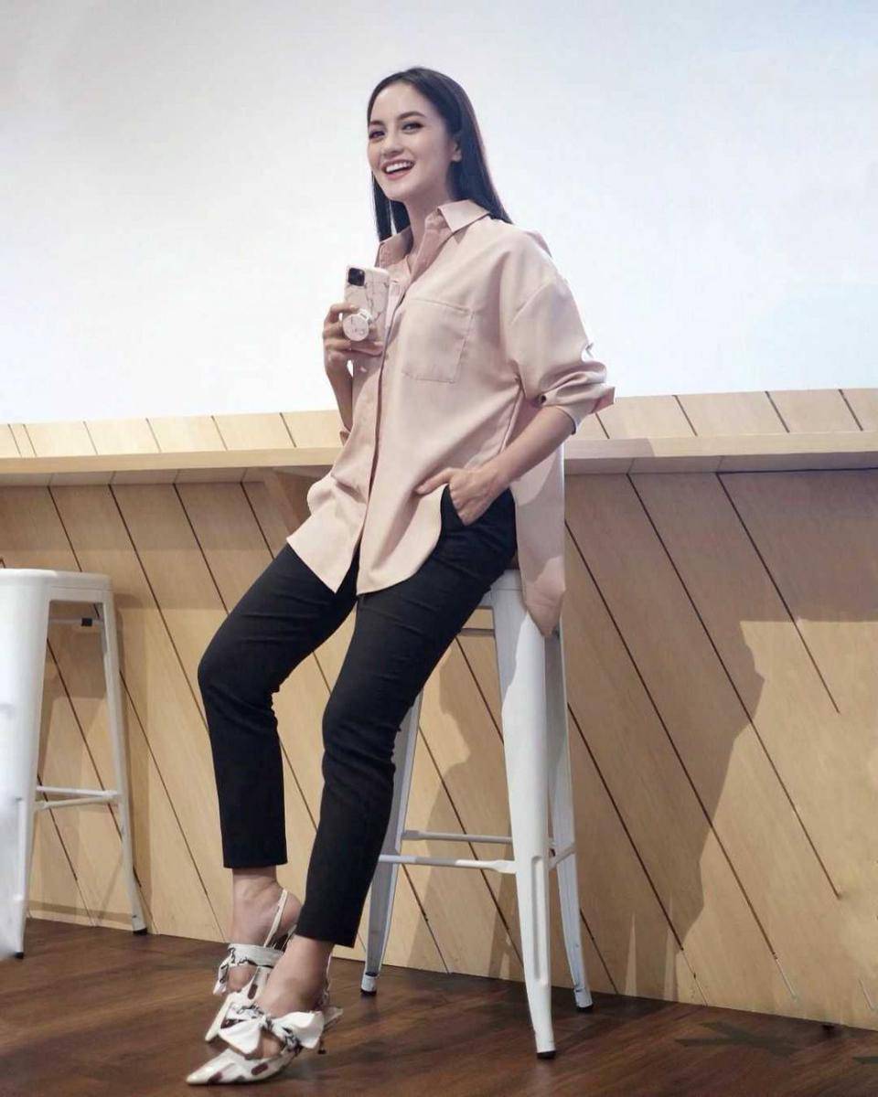 instagram.com/ririnekawati