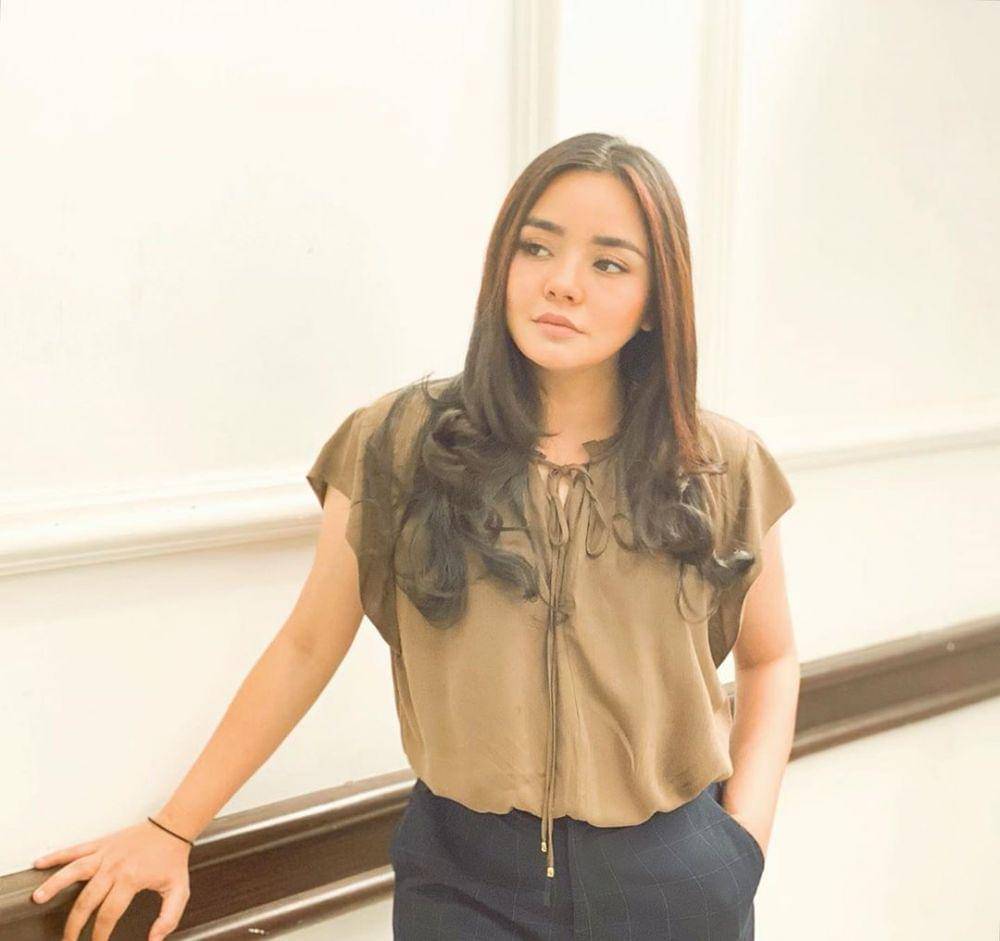 instagram.com/gitasinaga